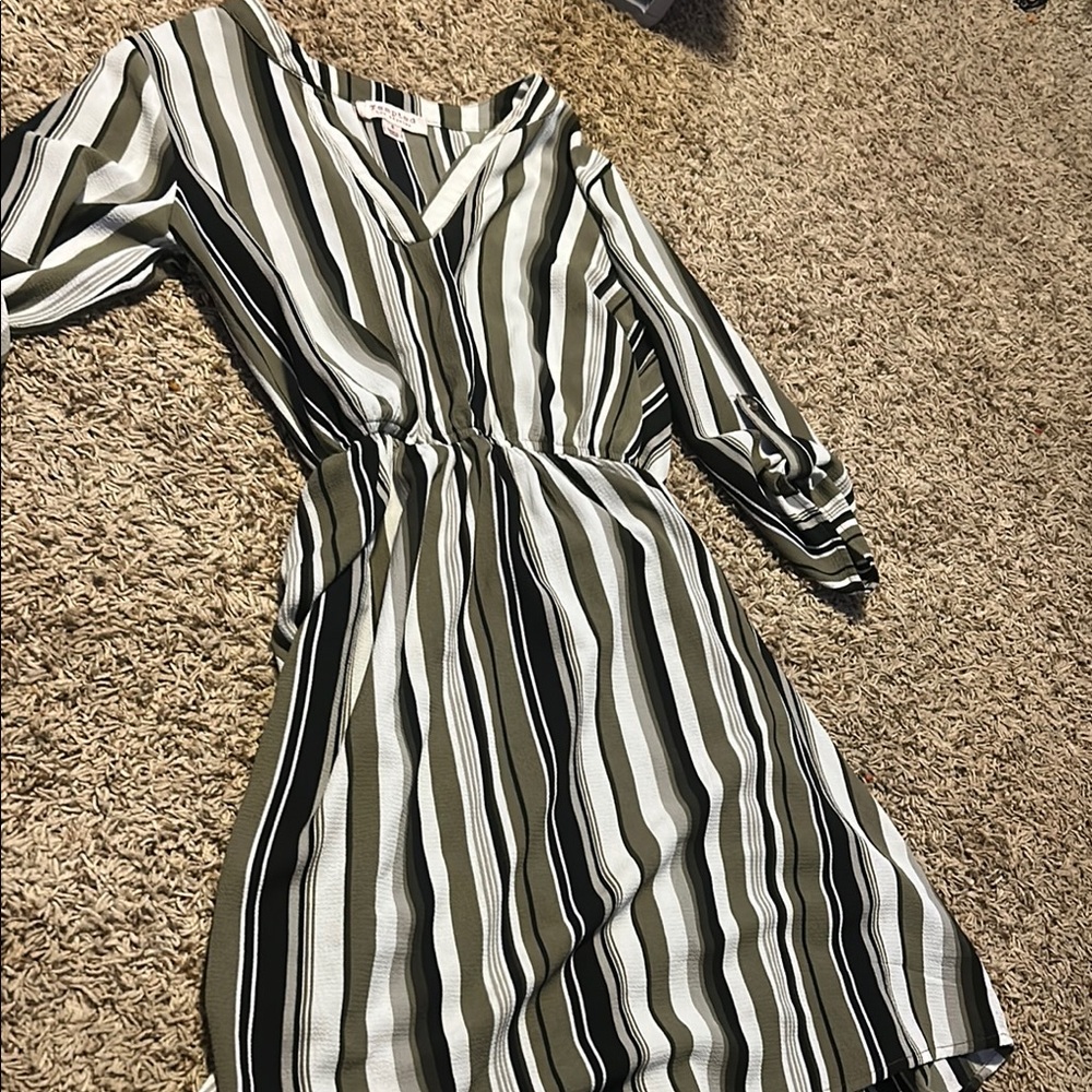 Black and White Dolman Sleeve V-Neck Sundress